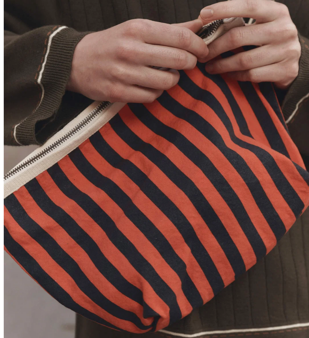 The Great The Stripe Pouch