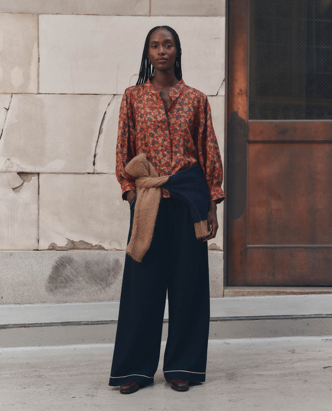 The Great Ashland Top in rust floral print with balloon sleeves on model