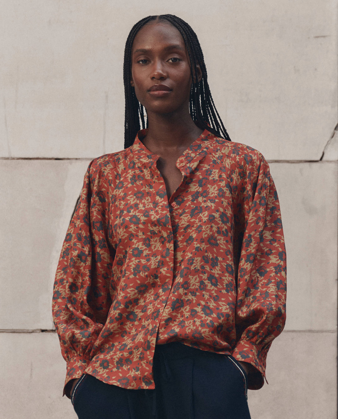 The Great Ashland Top in red floral print with balloon sleeves on model
